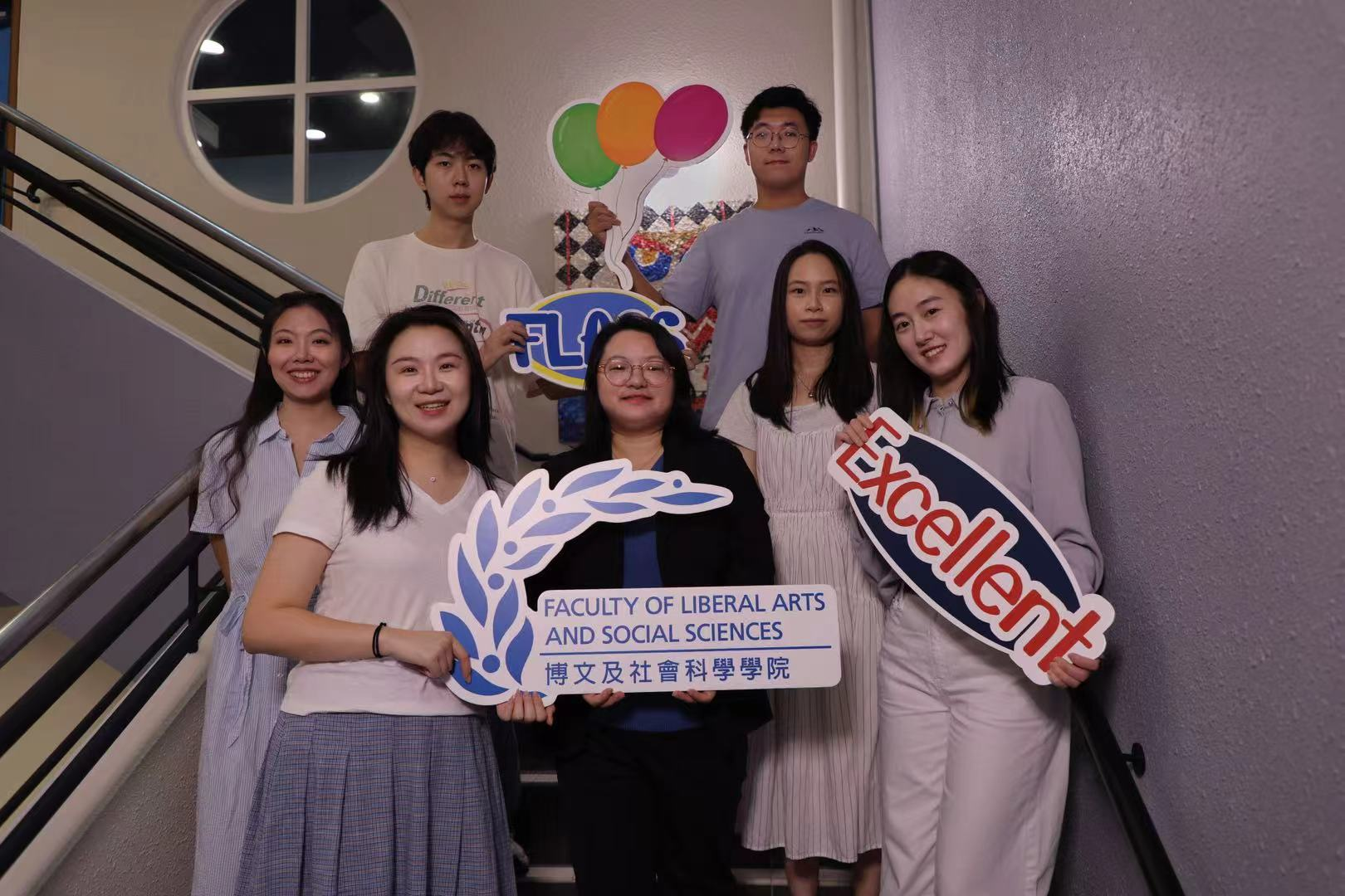 Lorem ipsum dolor sit amet: Ut enim ad minim veniam, quis nostrud exercitation ullamco laboris